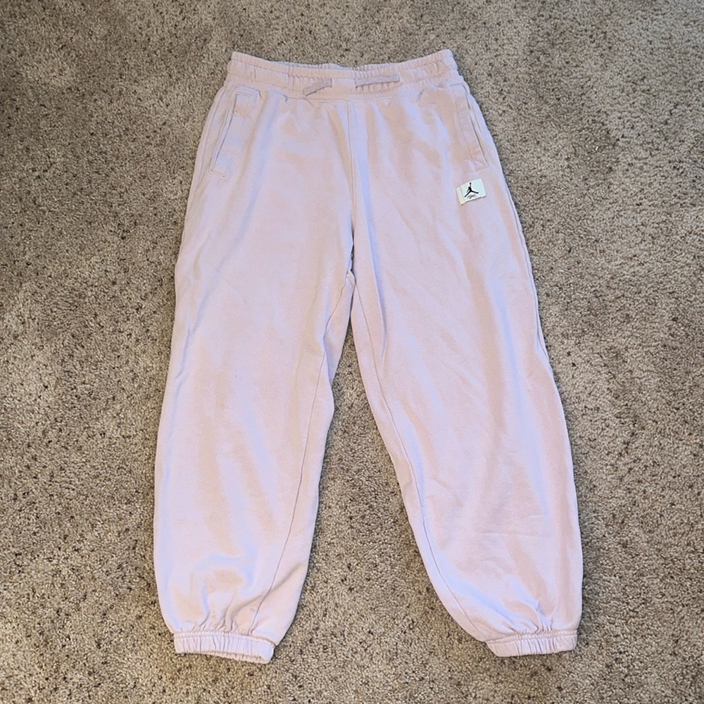 Lilac Jordan Loose Fit Sweats — Medium
